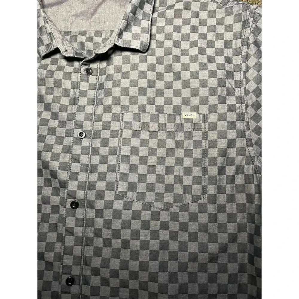 Vans Men's 2XL Gray and Checkered Long Sleeve Button-Up Shirt Casual - Picture 4 of 6